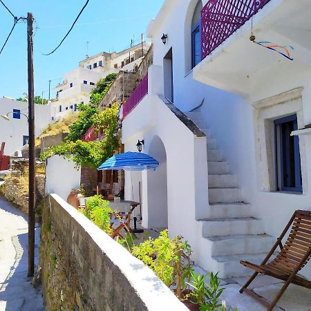 Traditional Family House, Ground Floor With Yard Koronos 외부 사진